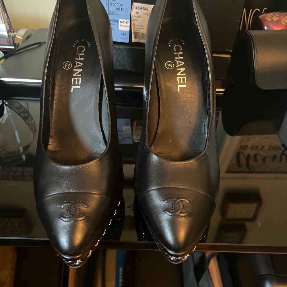 Chanel lamb skin pumps
